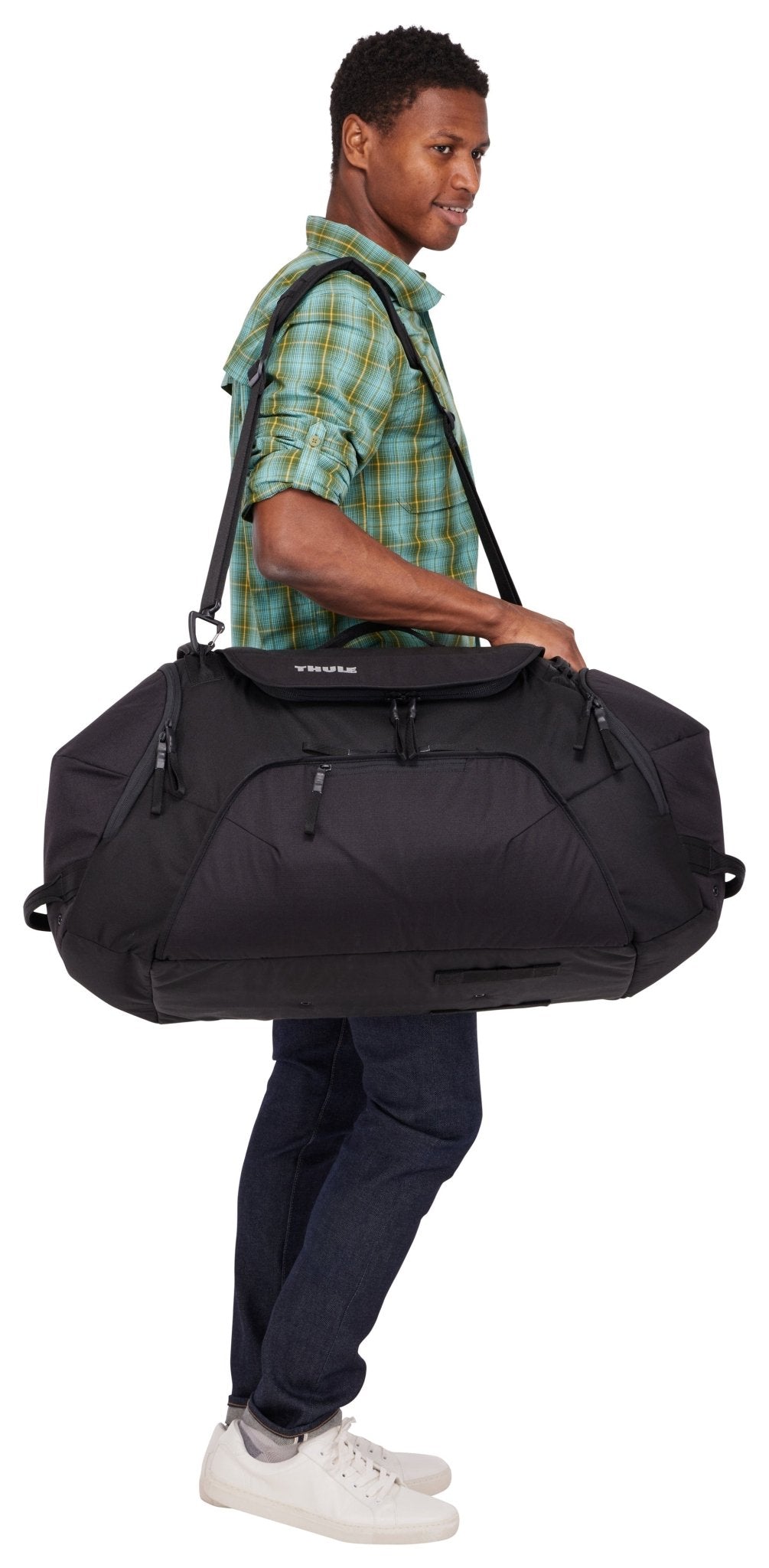 THULE Roundtrip Ski and Snowboard Duffel 80L Black - MW Direct