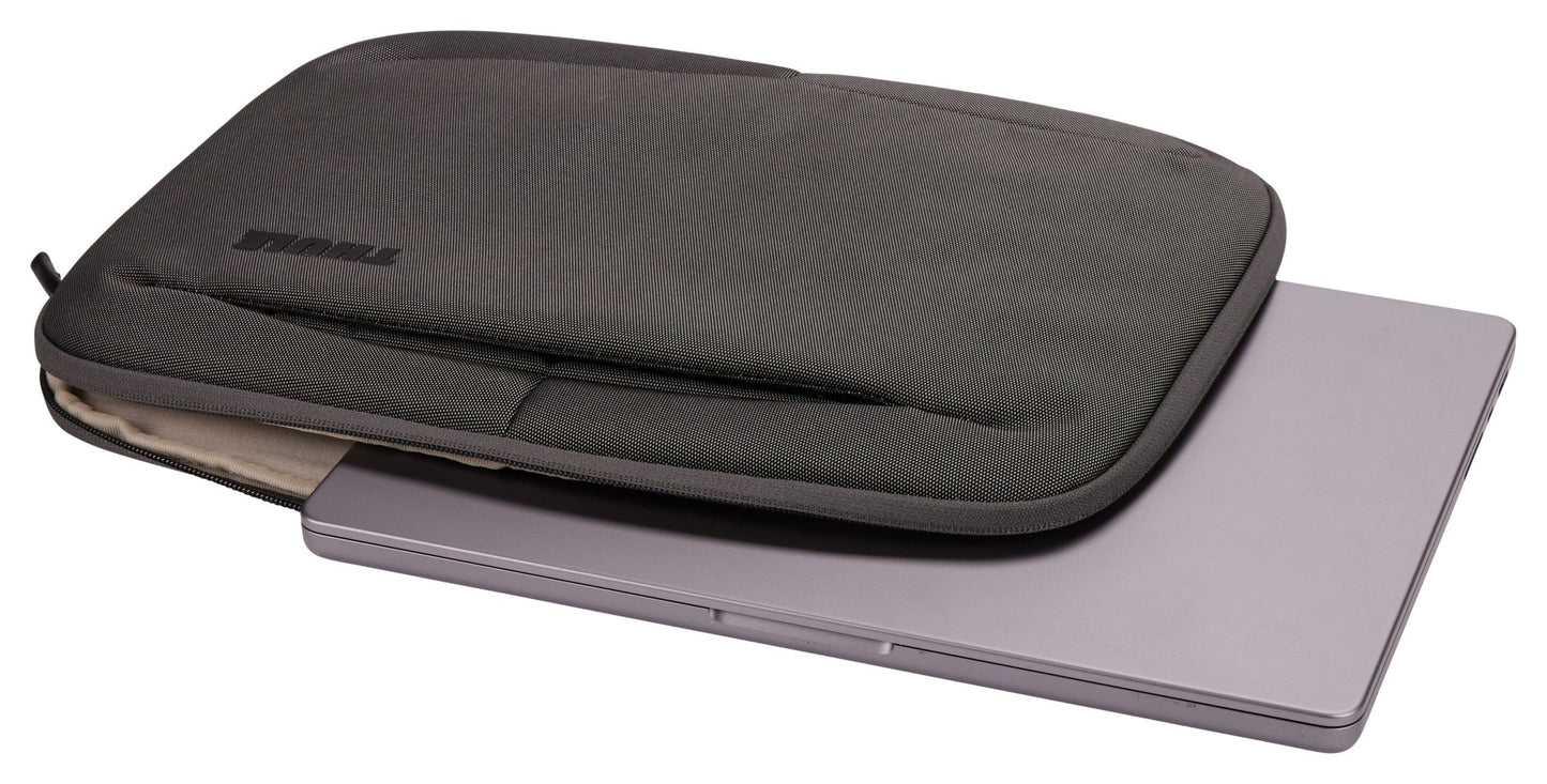 THULE Subterra Macbook Sleeve 14" - MW Direct