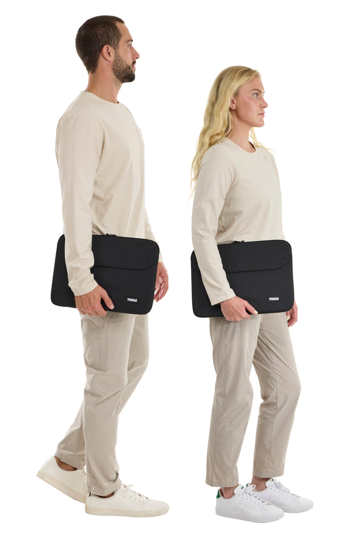 Thule Lithos Sleeve Macbook Pro 16" - Black