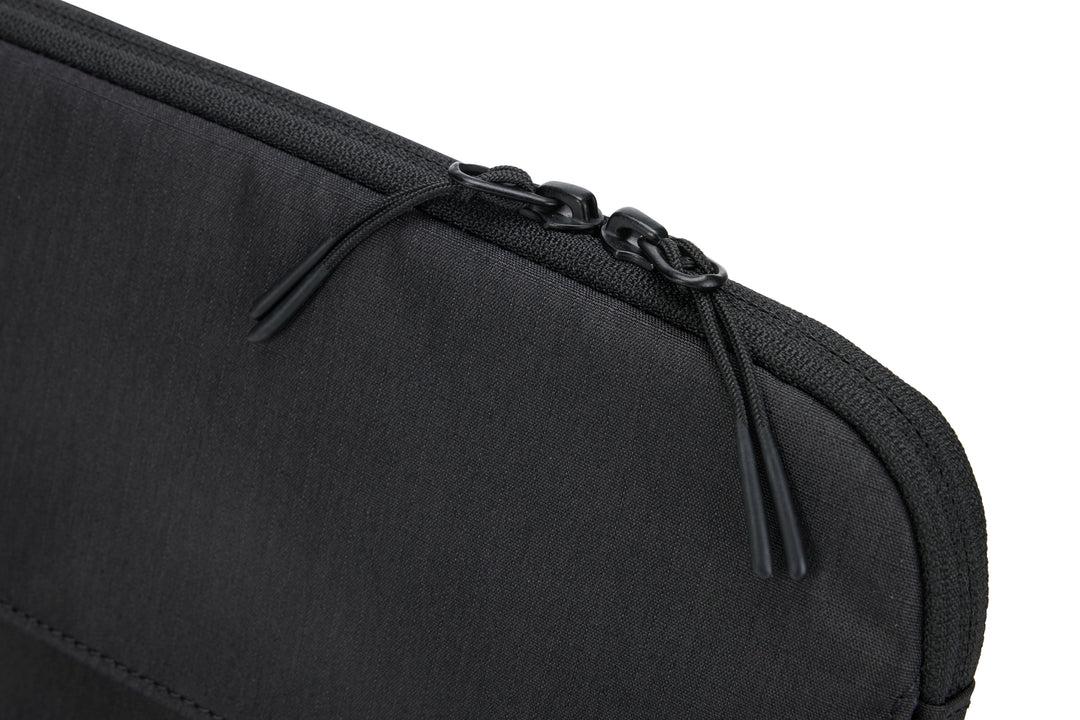 Thule Lithos Sleeve Macbook Pro 16" - Black