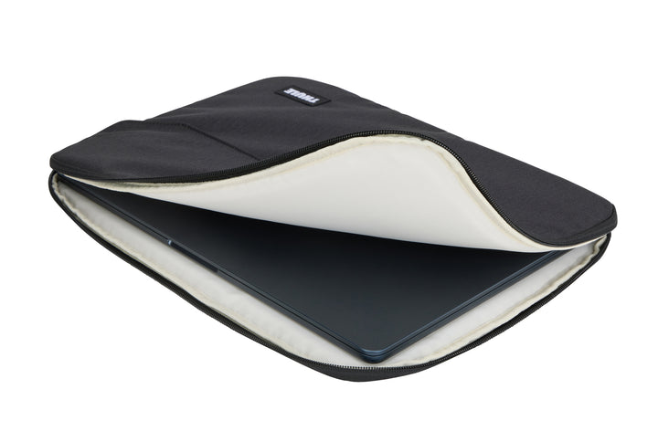 Thule Lithos Sleeve MacBook Air 15" - Black