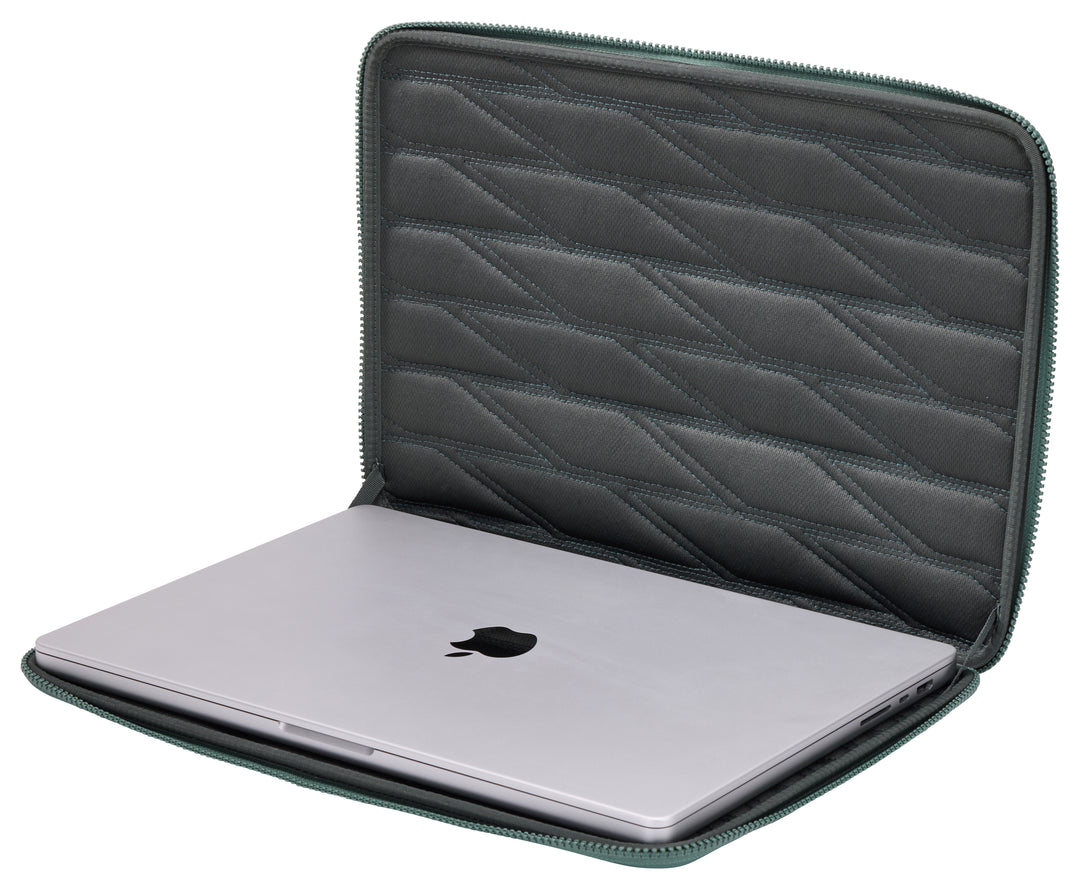 Gauntlet 5 16" Macbook Sleeve - Hazy Green