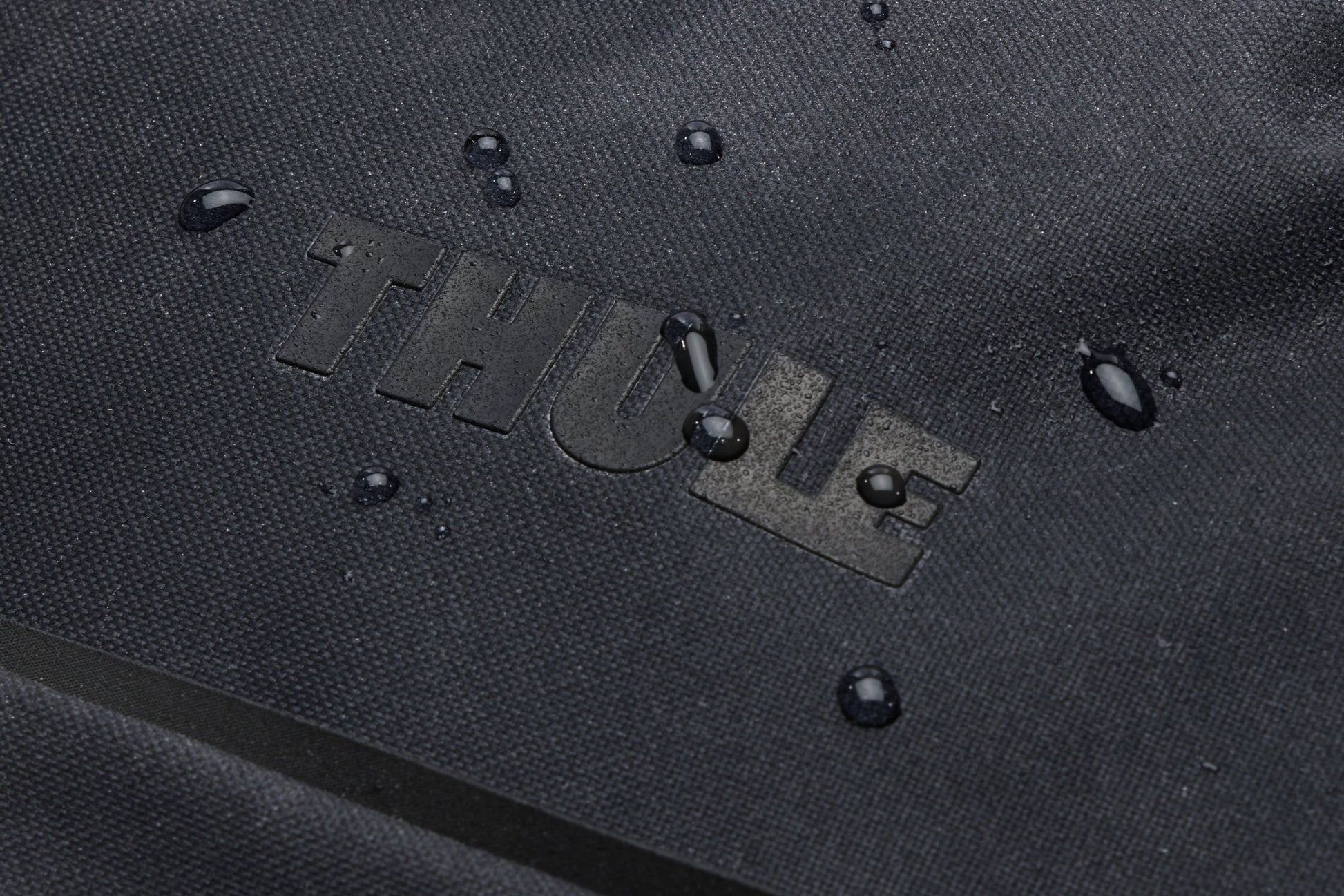 THULE Aion Carry On Spinner - MW Direct