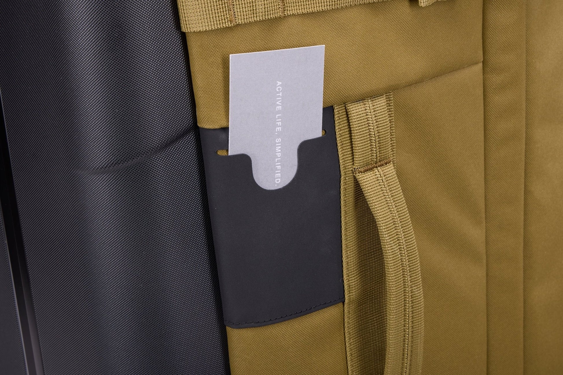 Thule Aion Check in bundle - Save $130.78 - MW Direct