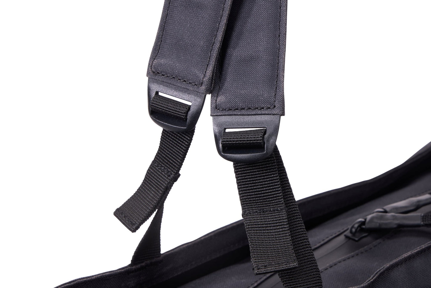 Thule Aion Tote Bag - Black - MW Direct