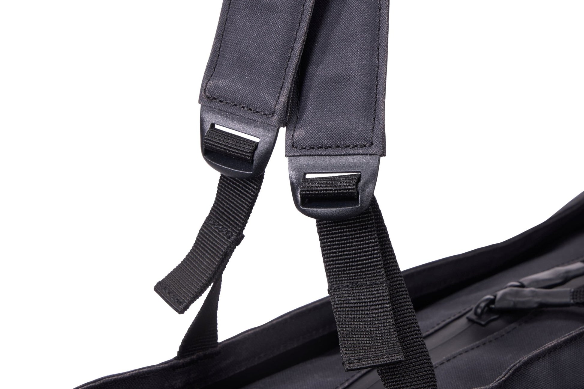 Thule Aion Tote Bag - Black - MW Direct