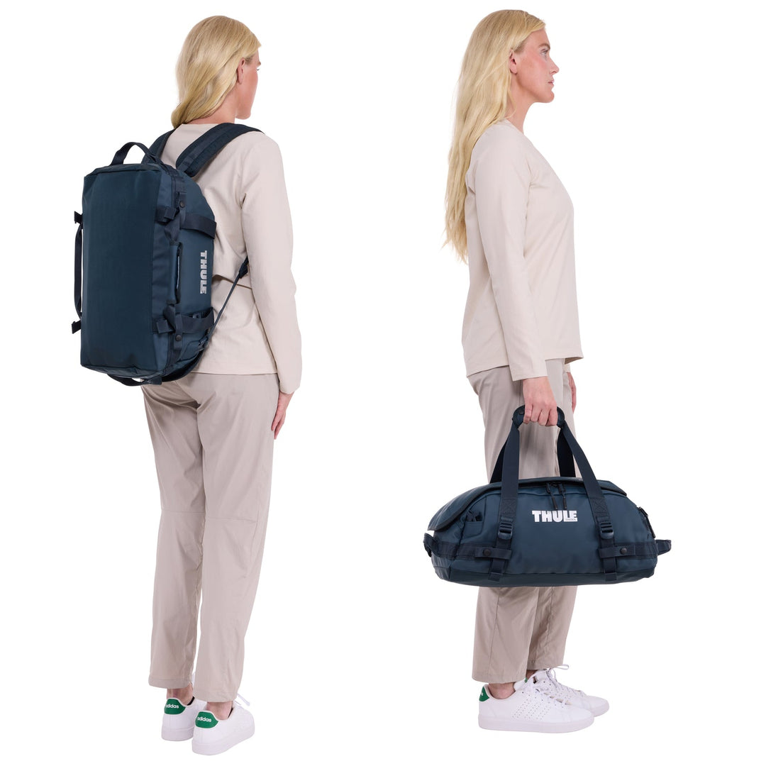 THULE Chasm 30L Duffel - Darkest Blue - MW Direct