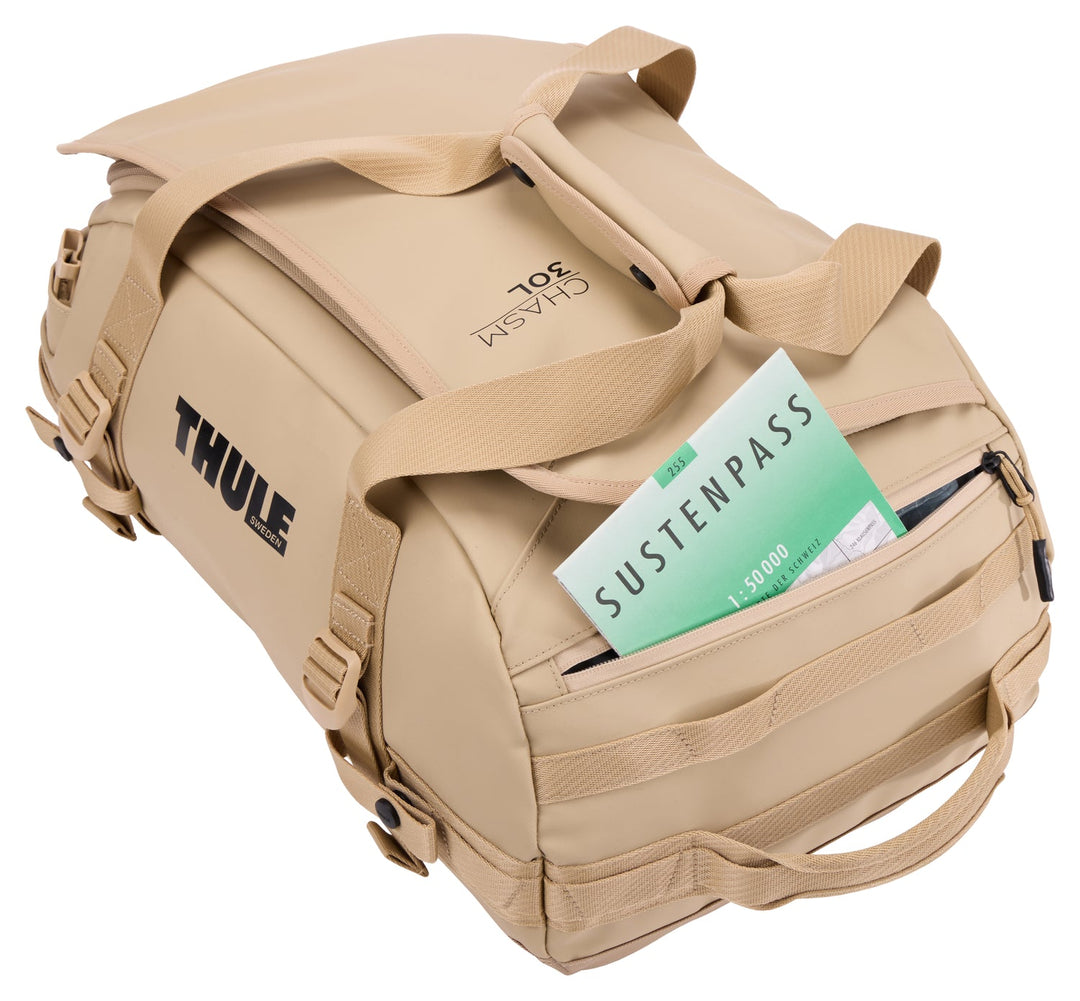 THULE Chasm 30L Duffel - Soft Beige - MW Direct