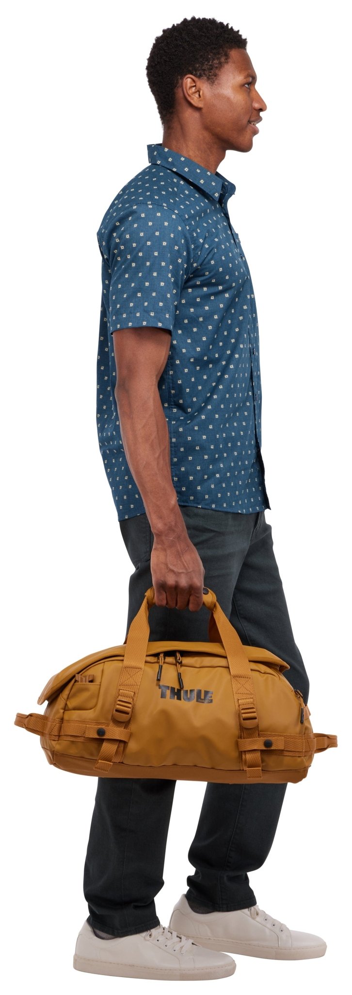 Thule Chasm 30L Duffle Bag Golden - MW Direct