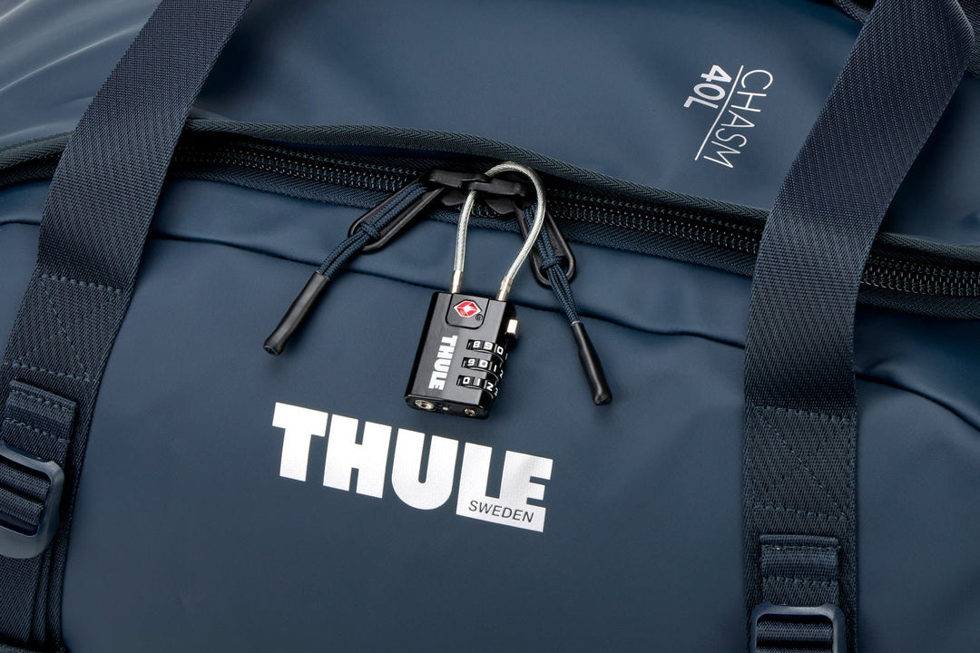 THULE Chasm 40L Duffel - Darkest Blue - MW Direct