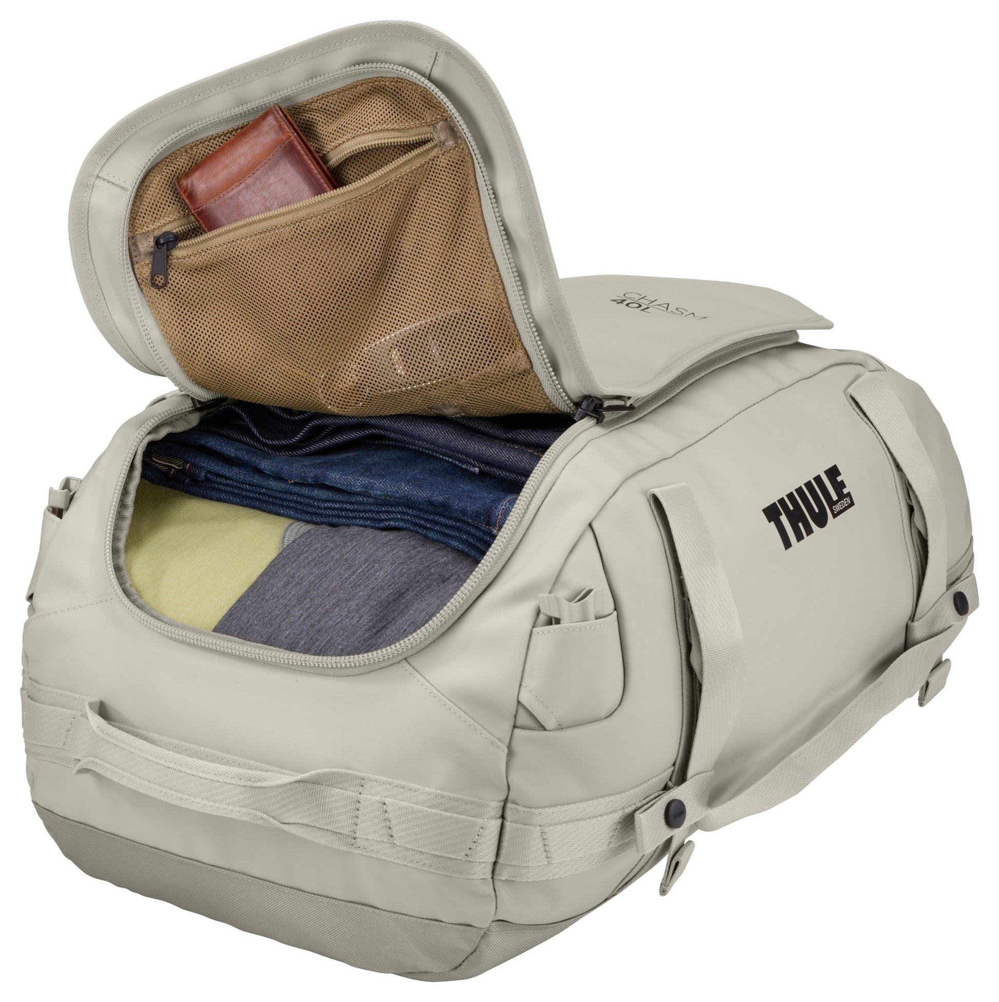 THULE Chasm 40L Duffel Sand - MW Direct