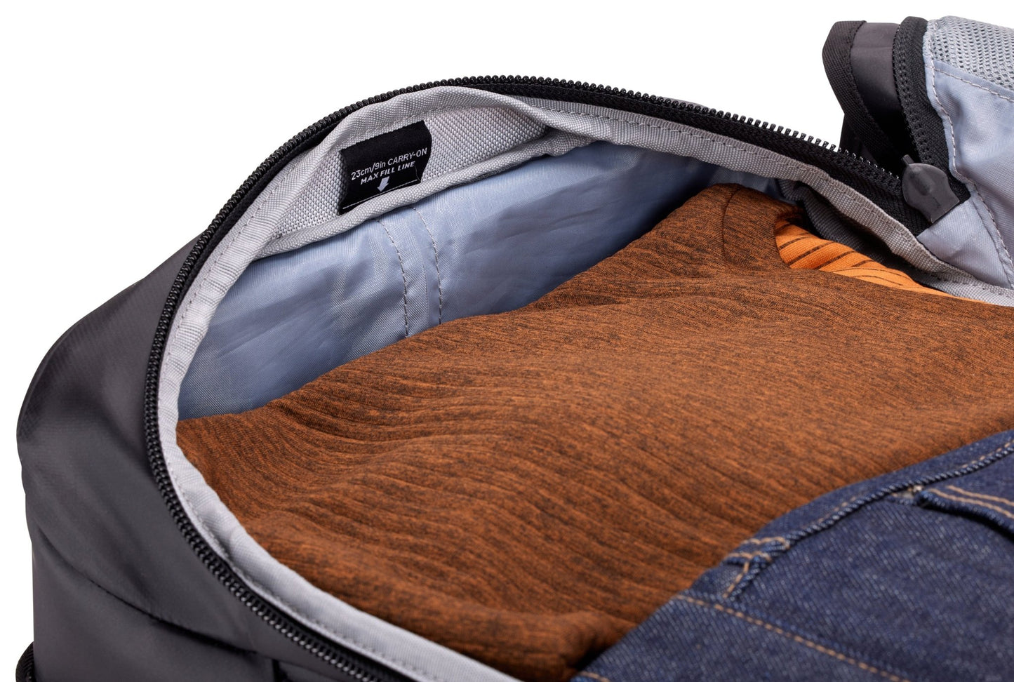 THULE Chasm 40L Wheeled Carry - On Duffel - MW Direct