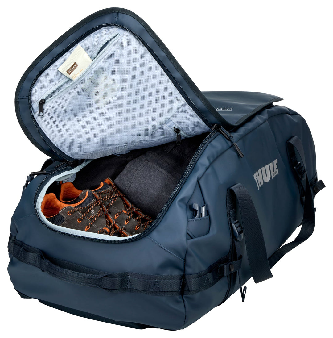 THULE Chasm 90L Duffel - Darkest Blue - MW Direct