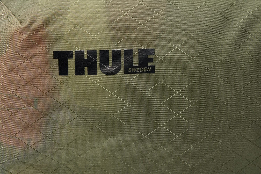 THULE Clean &amp; Dirty Packing Cube - MW Direct
