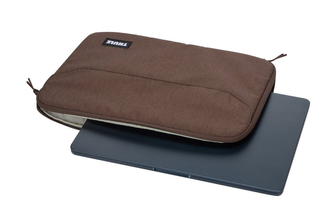Thule Lithos Sleeve MacBook Air 13" - Brown - MW Direct