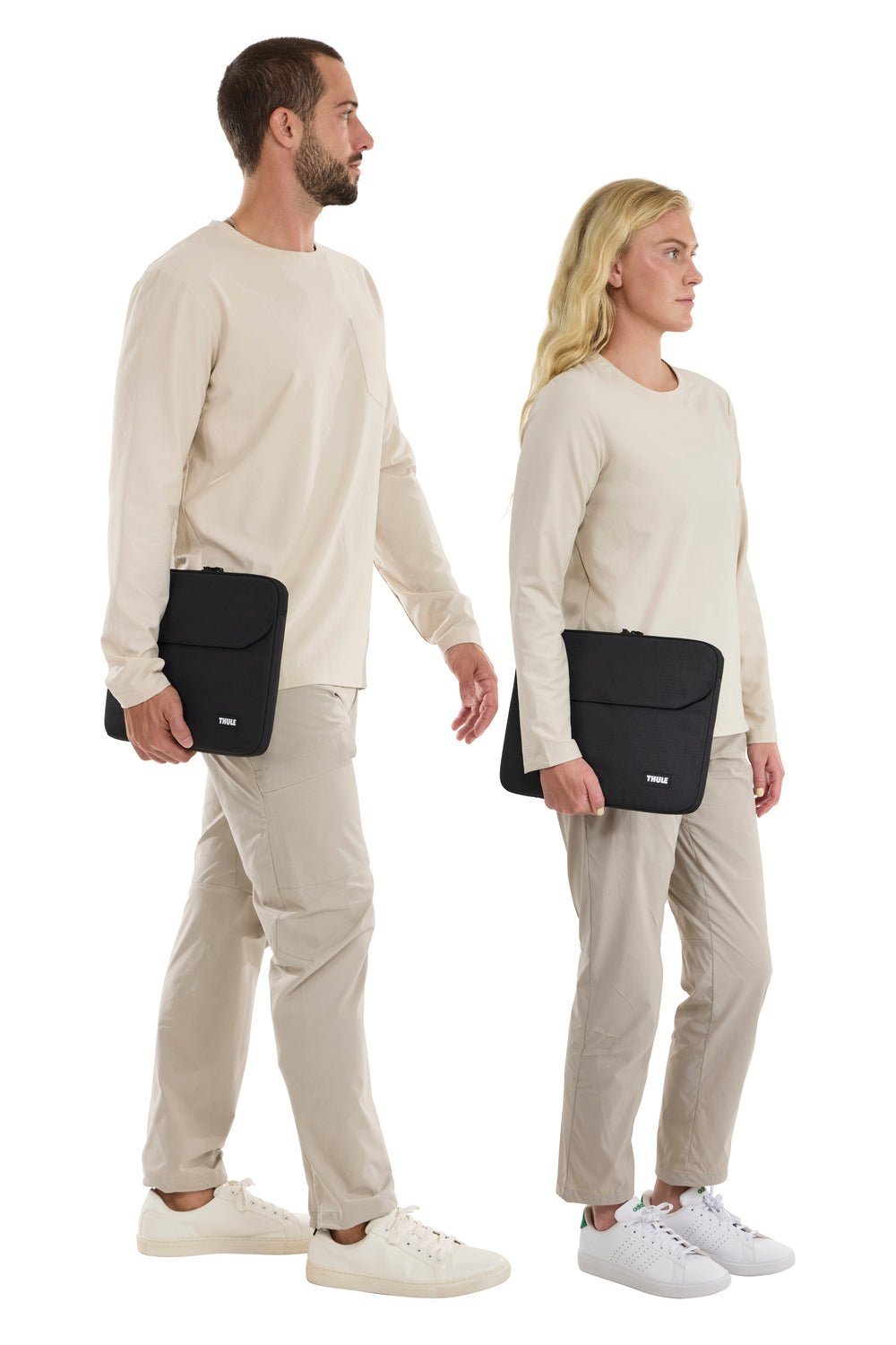 Thule Lithos Sleeve MacBook Air 15" - Black - MW Direct
