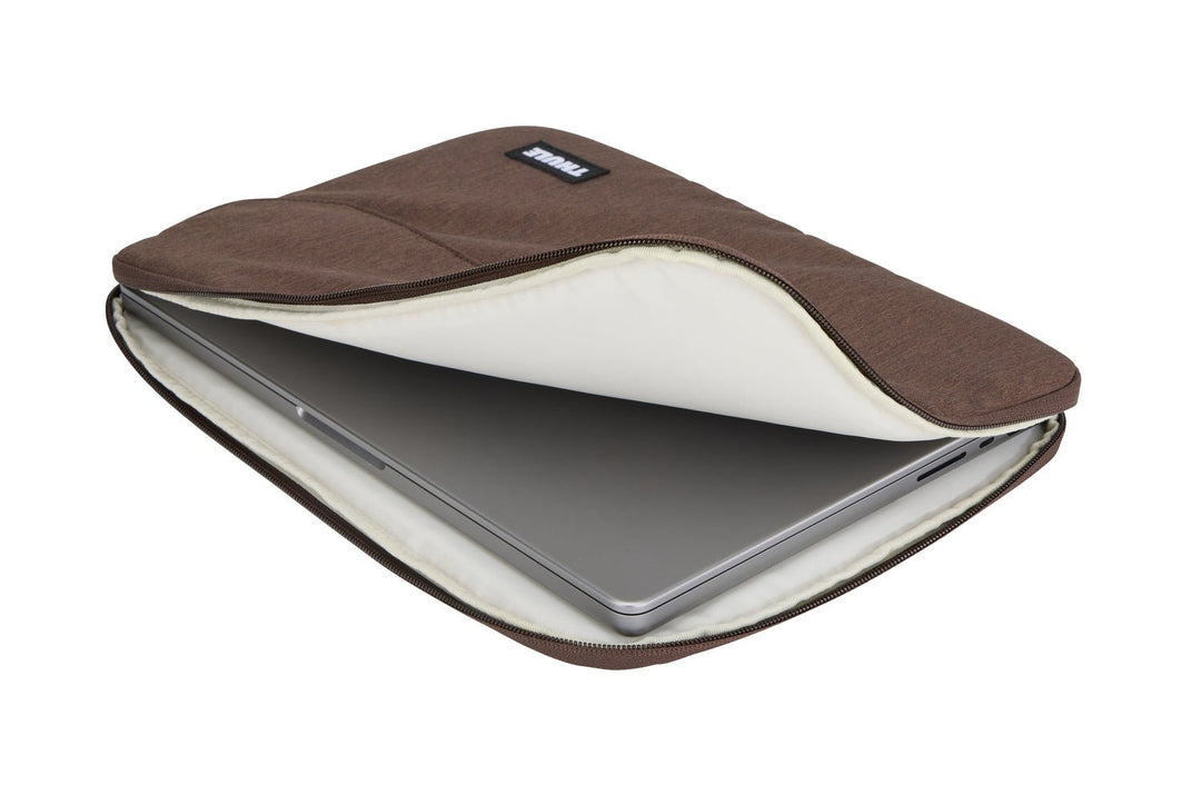 Thule Lithos Sleeve Macbook Pro 14" - Brown - MW Direct