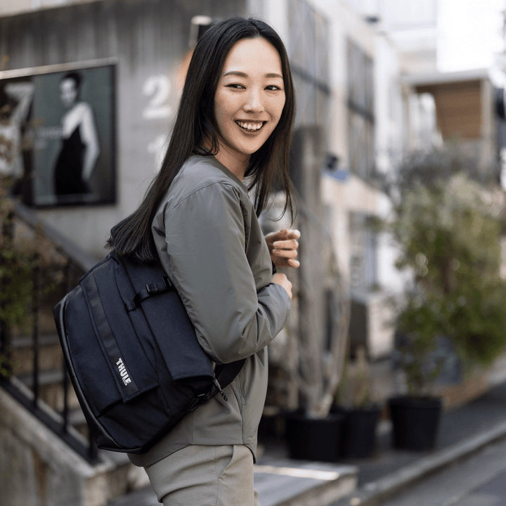 Thule Paramount Crossbody 14L - Gentle Beige - MW Direct