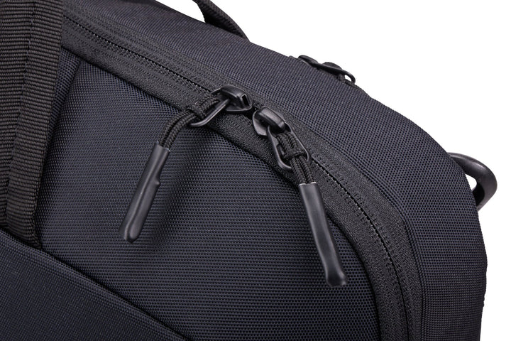 THULE Subterra Macbook Attach� 16" - MW Direct