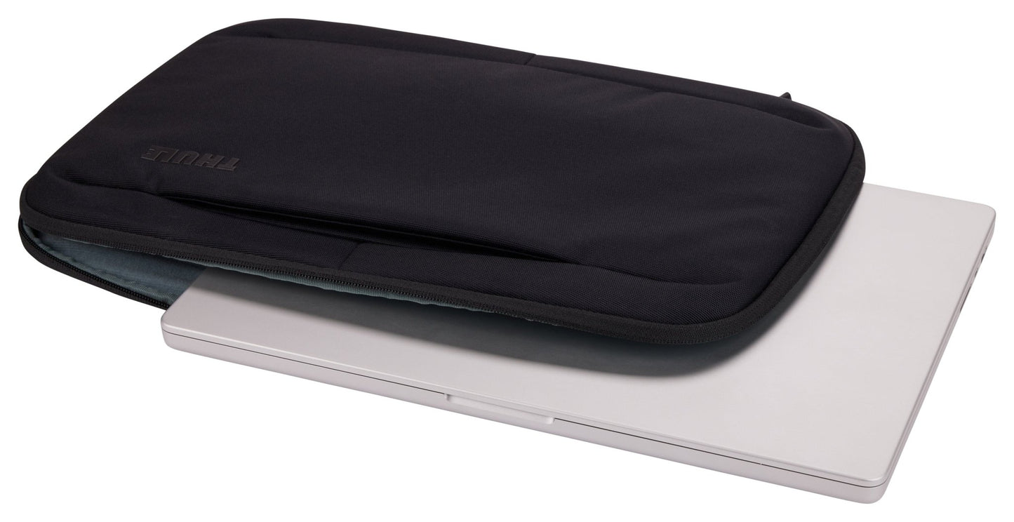 THULE Subterra Macbook Sleeve 16" Black - MW Direct