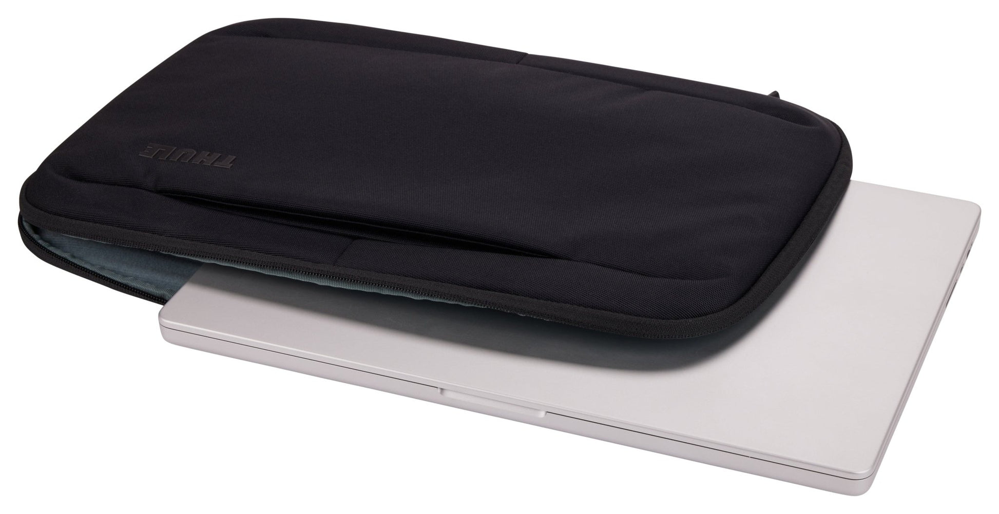 THULE Subterra Macbook Sleeve 16" Black - MW Direct